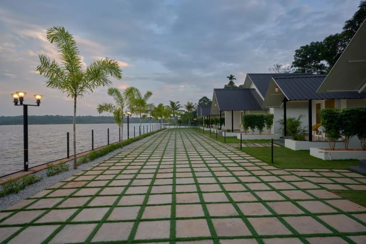 Lanka Valley Resorts Sasthamcotta India