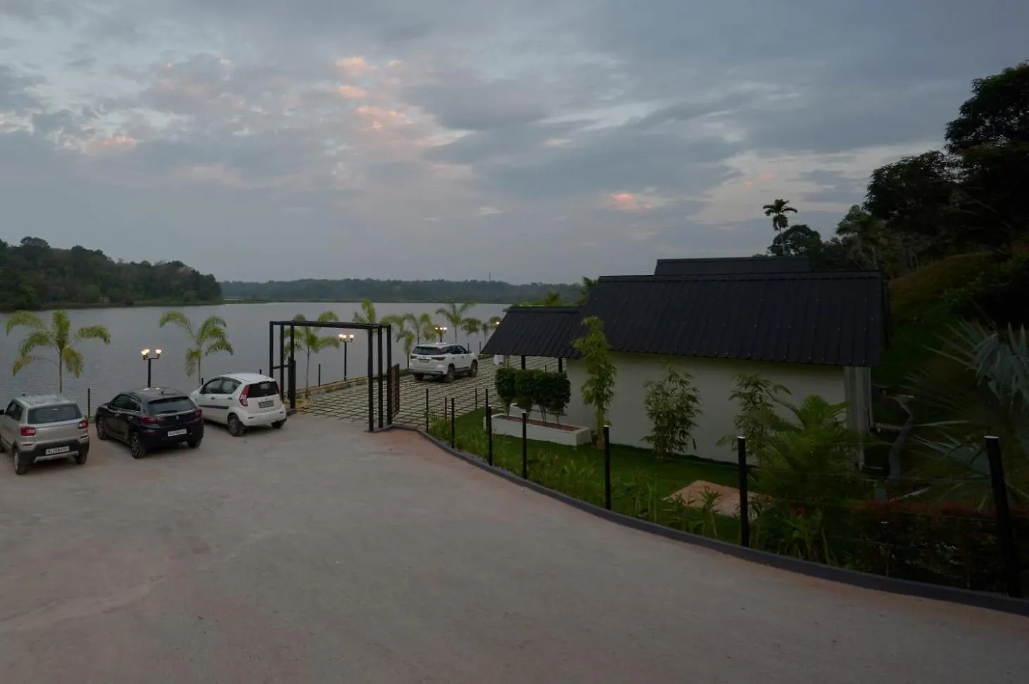 Lanka Valley Resorts Sasthamcotta
